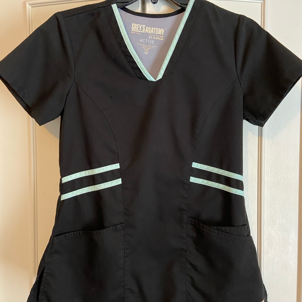 Grey's Anatomy Black Scrub Set with Mint Trim